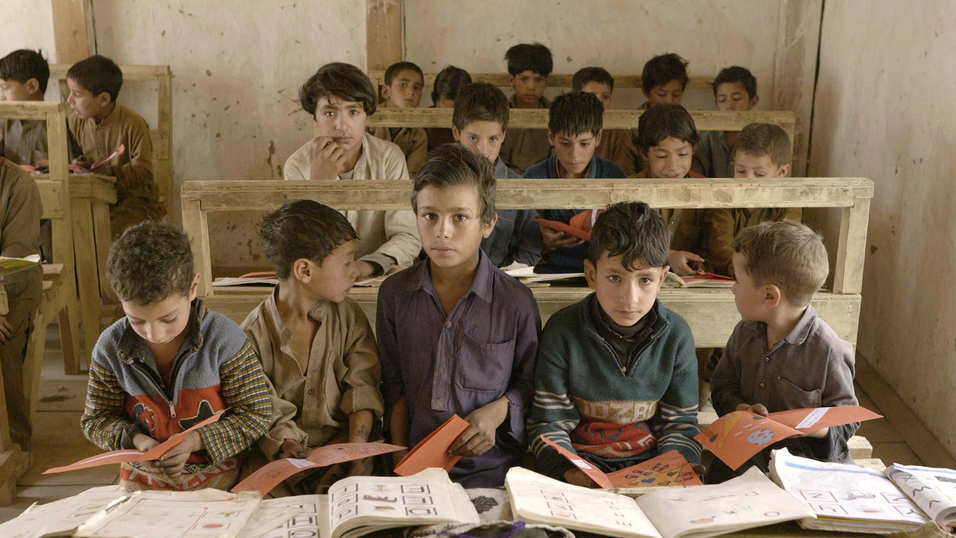 Niños en la escuela. Anwar.